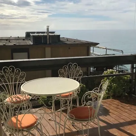 Casa La Brise-vista Mare * サンレモ